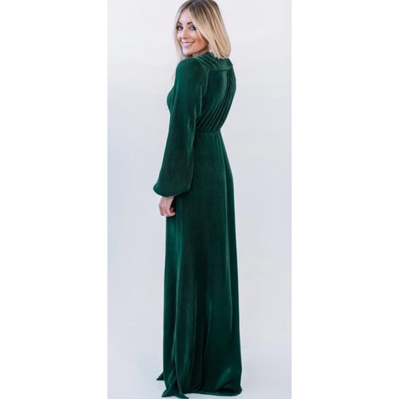 Baltic Born Dresses & Skirts - Baltic Born Athena long sleeve pleated v neck elastic waist long dress. Forest
